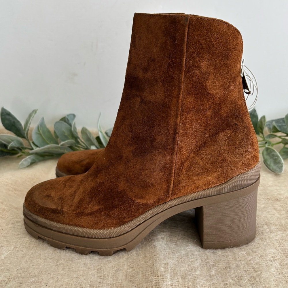 Janet Sport brown suede leather ankle boots women size 39 8.5 platform lug sole